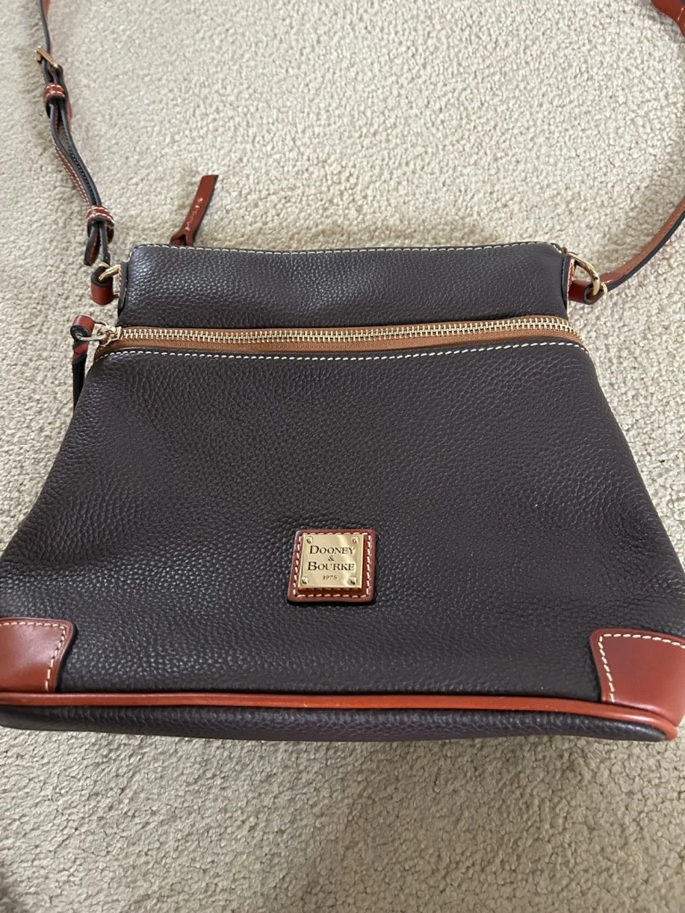 Dooney & Bourke Dark Brown Pebbled Leather Crossbody Messenger with Tan Trim - Picture 4 of 9